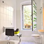 Appartement Cottbuser - Eg. *